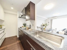 【東京都/杉並区成田東】プラウドシティ阿佐ヶ谷セントラル キッチン：約4帖