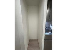 【東京都/渋谷区神宮前】パークコート神宮前 収納：冷蔵庫置場