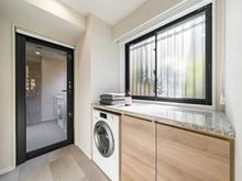 【東京都/世田谷区上用賀】アクシア上用賀 ミセスコーナー：※家具・調度品等は販売価格に含まれておりません