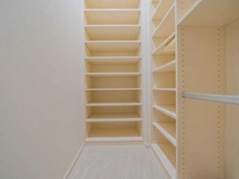 【東京都/中央区晴海】HARUMI FLAG PARK VILLAGE T棟 収納：シューズインクローゼット