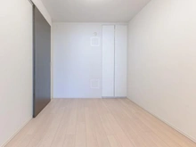 【神奈川県/逗子市小坪】シーサイドコート逗子望洋邸 洋室：約5.0帖