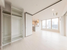 【東京都/港区東麻布】クラッシィスイート・ジオ東麻布 洋室：奥：LDK