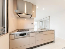 【東京都/港区東麻布】クラッシィスイート・ジオ東麻布 キッチン