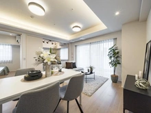 【東京都/港区赤坂】ザ・パークハウス赤坂レジデンス ダイニングキッチン：※リフォーム前の室内写真です。