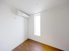 【東京都/港区六本木】麻布市兵衛町ホームズ サービスルーム（納戸）：約4.1帖