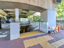 【東京都/港区六本木】クローバー六本木 東京メトロ千代田線「乃木坂」駅　5番出口（現地より約110m）