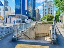 【東京都/港区六本木】クローバー六本木 東京メトロ千代田線「乃木坂」駅　1番出口（現地より約350m）