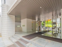 【東京都/新宿区四谷三栄町】ザ・ペアシティ四谷 エントランス