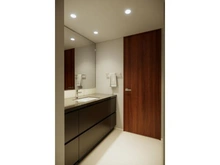 【東京都/渋谷区南平台町】南平台ハウス 内装完成予想図：洗面室
※完成予想図（パース）です
