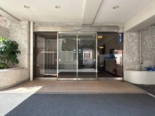 【東京都/練馬区豊玉中】カーサ豊玉 エントランス