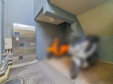 【東京都/港区西麻布】ファミール西麻布ベルファース 駐輪場：有料