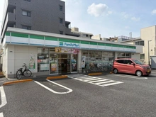 【東京都/練馬区高野台】石神井公園パーク・ファミリア ファミリーマート 高野台二丁目店（現地より約292m）
