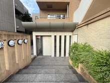 【東京都/渋谷区松濤】ビバリーホームズ松濤 エントランス