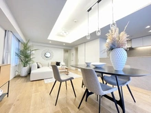 【東京都/港区南青山】南青山パークマンション リビング・ダイニング