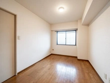 【神奈川県/川崎市宮前区宮崎】マイキャッスル宮崎台サウスコート 洋室：5.6帖