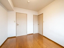 【神奈川県/川崎市宮前区宮崎】マイキャッスル宮崎台サウスコート 洋室：5.6帖