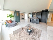 【東京都/渋谷区神宮前】神宮前五丁目ブランシェ リビング