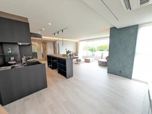 【東京都/渋谷区神宮前】神宮前五丁目ブランシェ リビング・ダイニング