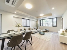 【東京都/世田谷区上用賀】アクシア上用賀 リビング・ダイニング：※家具・調度品等は販売価格に含まれておりません