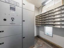 【東京都/新宿区上落合】エコロジー落合レジデンスII メールBOX：左側：宅配BOX