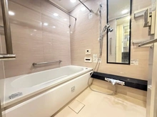 【東京都/港区赤坂】ザ・パークハウス赤坂レジデンス 洗面室：※リフォーム前の室内写真です。