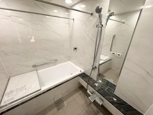 【東京都/渋谷区南平台町】ザ・パークハウス渋谷南平台 浴室