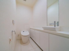 【東京都/渋谷区鶯谷町】センチュリーフォレスト A棟 トイレ