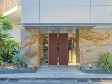 【東京都/港区南青山】レグノ・ラフィネ南青山 アプローチ