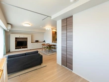 【神奈川県/大和市中央林間】プラウド中央林間 洋室：奥：LD