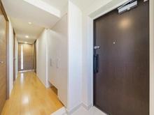 【神奈川県/横浜市都筑区長坂】シーズンプレイス B棟 玄関