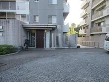 【神奈川県/横浜市都筑区長坂】シーズンプレイス B棟 エントランス