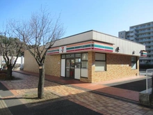 【神奈川県/横浜市都筑区長坂】シーズンプレイス B棟 セブンイレブン横浜葛が谷店（現地より約650m）