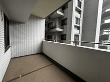 【東京都/町田市小川】セルシオヒルズすずかけ台 バルコニー：サービスバルコニー