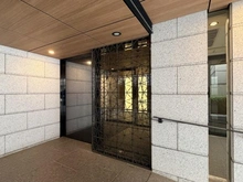 【東京都/新宿区横寺町】プラウド神楽坂マークス エントランス