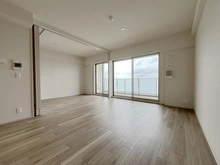 【神奈川県/厚木市中町】プレミスト本厚木 リビング・ダイニング