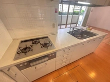 【神奈川県/大和市つきみ野】リーデンススクエアつきみ野 ソレイユコート キッチン：家具調度品は価格に含まれません