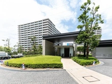 【神奈川県/川崎市幸区新小倉】クレストプライムレジデンス アベニュー参番街　サウスコート 敷地内