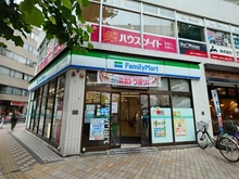 【神奈川県/相模原市南区相模大野】クレヴィア相模大野 ファミリーマート相模大野南口店（現地より約20m）