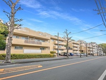 【神奈川県/川崎市麻生区細山】ガーデンハイツ読売ランド前 A棟 外観