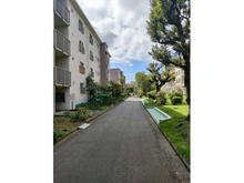 【神奈川県/相模原市南区相武台団地】相武台団地 1616号棟 敷地内