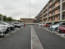 【神奈川県/川崎市麻生区白鳥】ハイセレサ麻生白鳥ミュゼアリーナ 駐車場