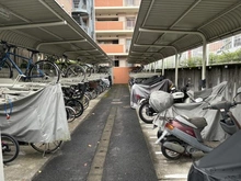 【神奈川県/川崎市麻生区白鳥】ハイセレサ麻生白鳥ミュゼアリーナ 駐輪場