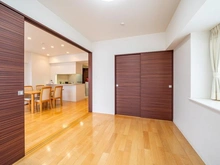 【神奈川県/相模原市南区相模大野】プラウド相模大野マークス 洋室