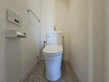 【神奈川県/相模原市中央区東淵野辺】ライオンズマンション淵野辺第5 トイレ