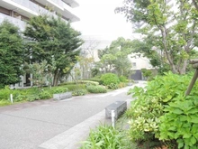 【神奈川県/相模原市緑区大山町】ミッドオアシスタワーズ タワー棟 敷地内