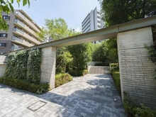 【神奈川県/相模原市南区上鶴間本町】プラウド町田 エントランス