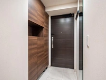 【神奈川県/相模原市南区上鶴間本町】プラウド町田 玄関