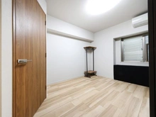 【神奈川県/横浜市西区浅間町】プラウド横濱天王町 洋室