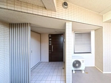 【神奈川県/横浜市西区浅間町】プラウド横濱天王町 玄関