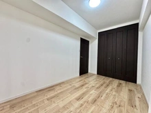 【神奈川県/横浜市港北区篠原東】ライオンズヒルズ妙蓮寺 洋室：約5.3帖